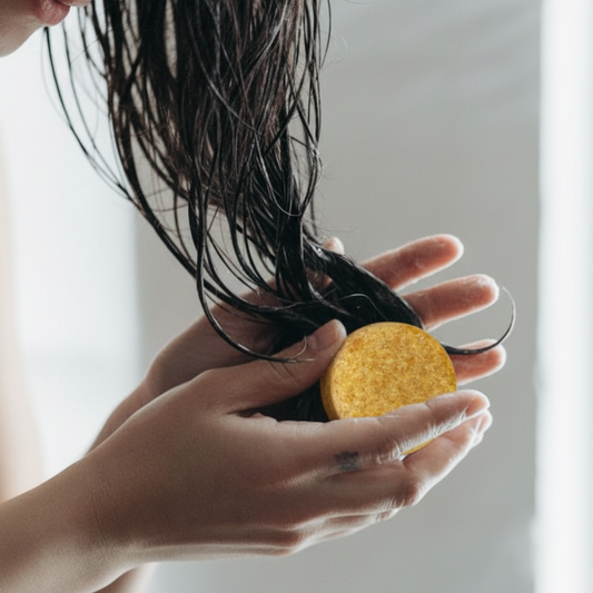 Champô Sólido Cabelos Secos | Nutrição e Revitalização Natural – Myska